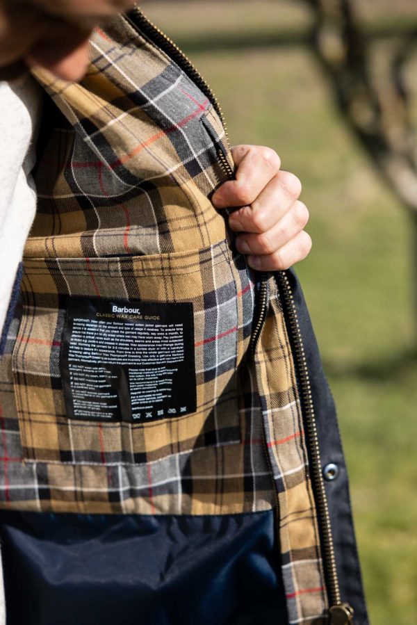 Ashby Wax Navy- Barbour Paris
