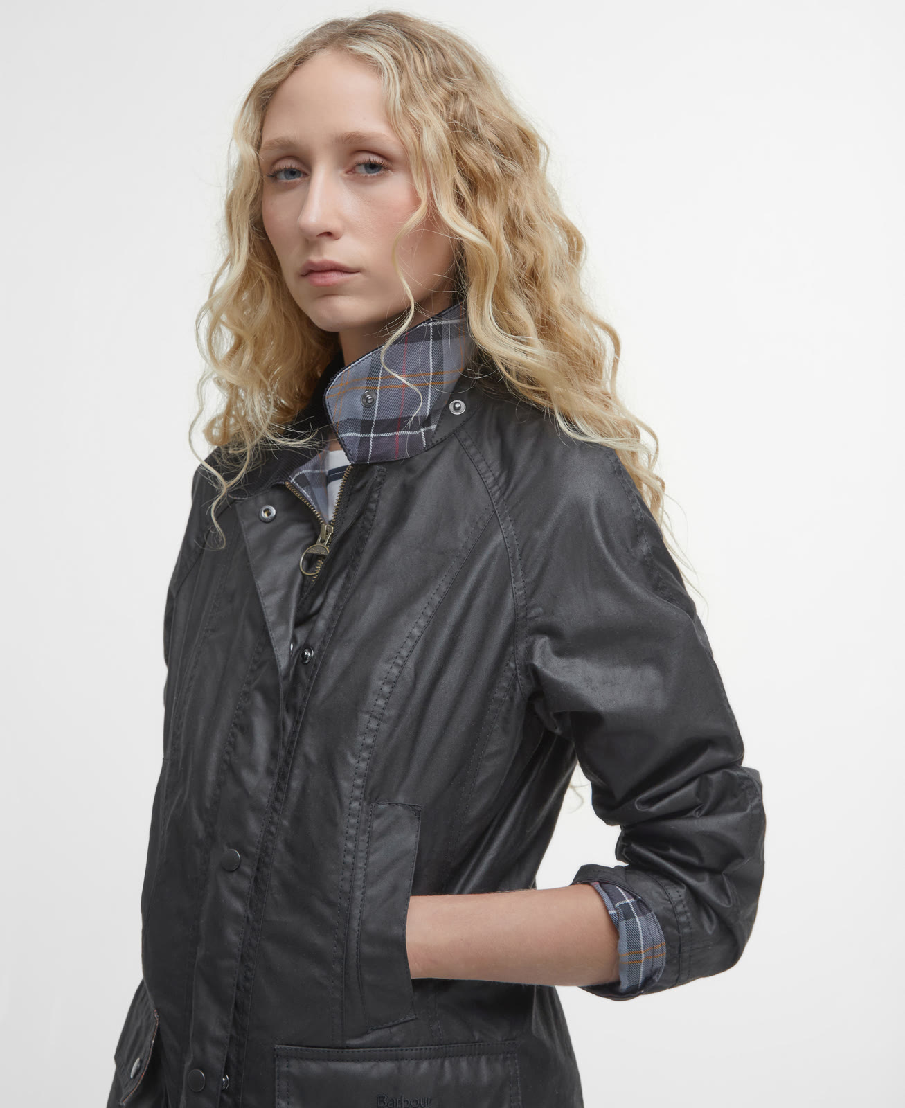 beadnell-wax-jacket-navy-femme-LWX0667BK11_05detailc_light Beadnell Wax Jacket Black