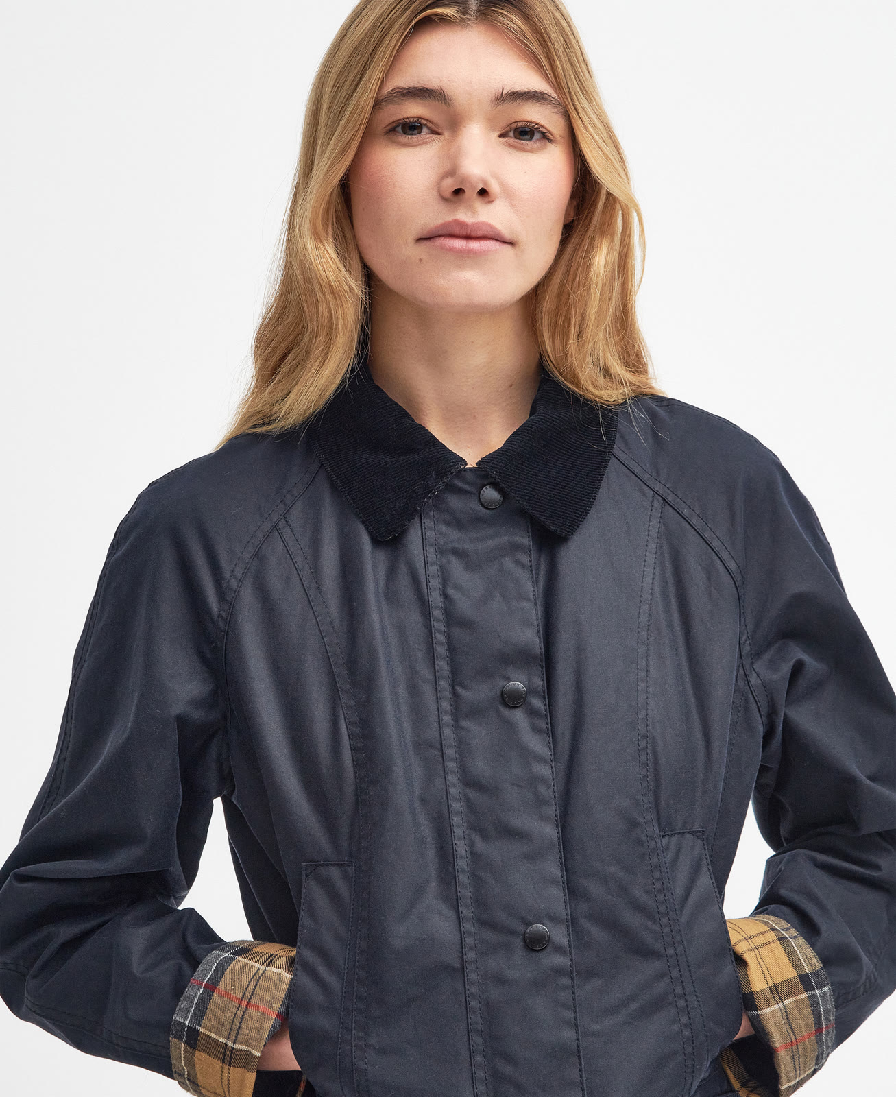 beadnell-wax-jacket-navy-femme-LWX0667NY91_05detailb_light Beadnell Wax Jacket Navy
