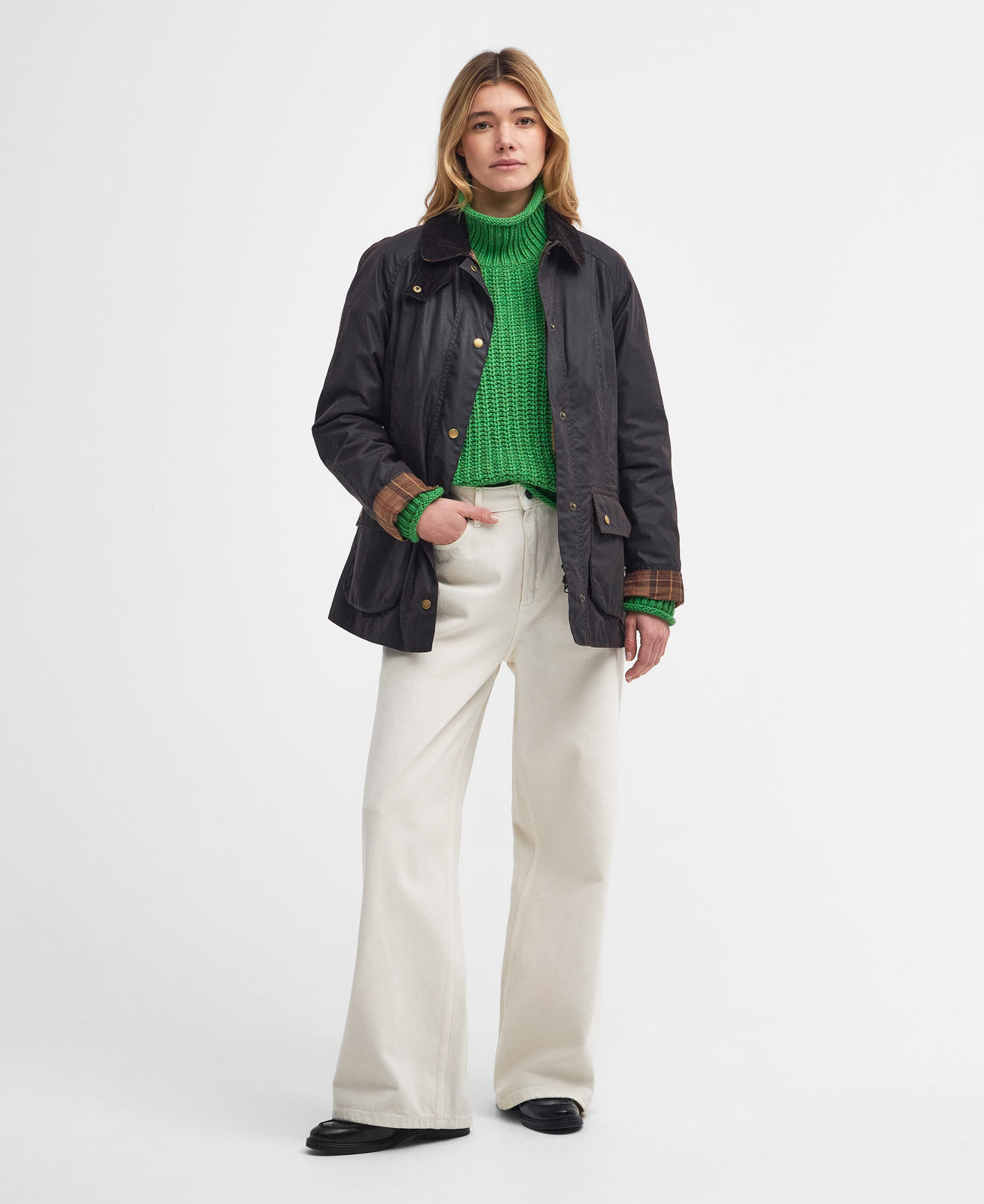 beadnell-wax-jacket-navy-femme-LWX0667RU52_03getthelook_light Beadnell Wax Jacket Rustic