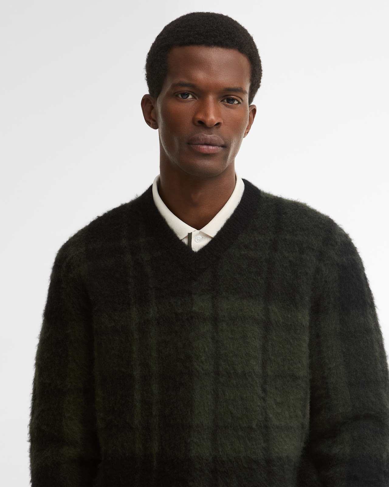 hunham-tartan-v-neck-knitted-jumper-black-homme-MKN1739BK31_4a_light Hunham Tartan V-Neck Knitted Jumper Black