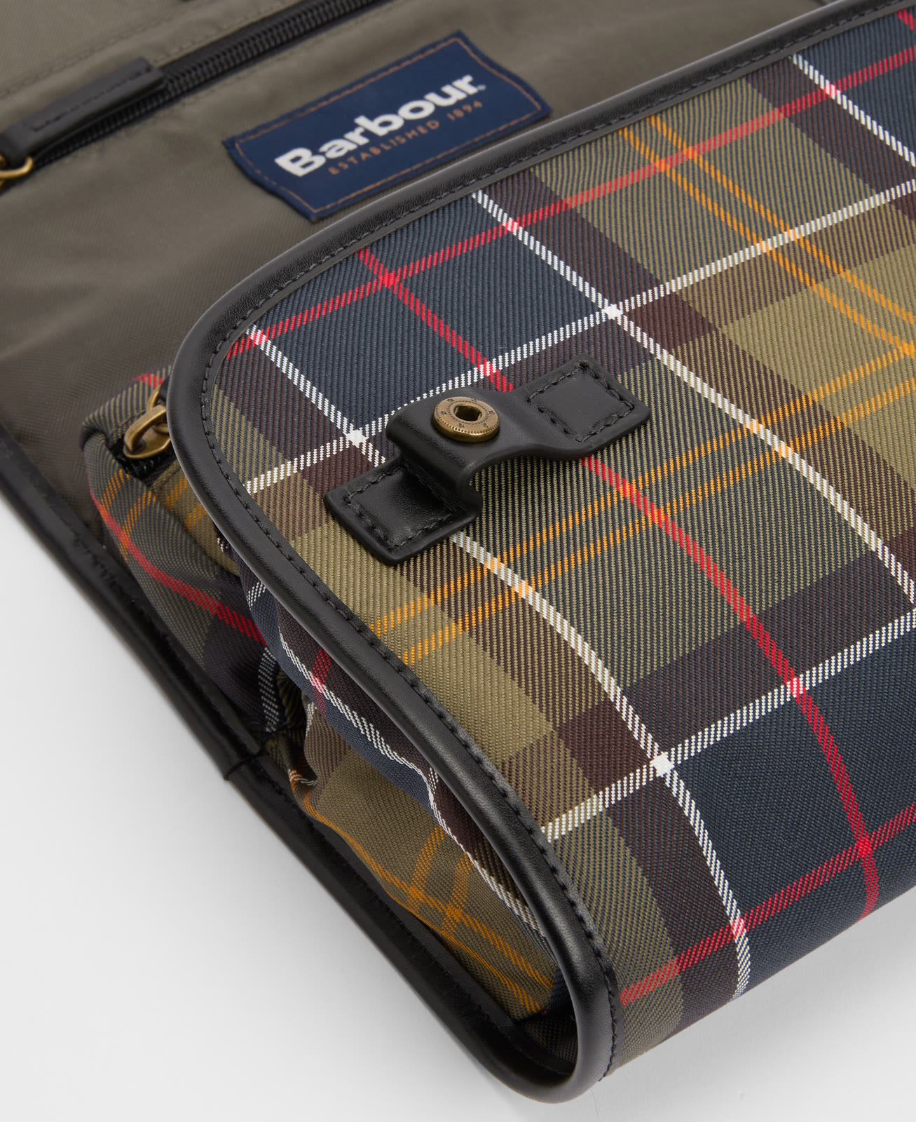 tartan-hanging-washbag-classic-beacon-homme-MAC0425OL91_05detailb_light Tartan Hanging Washbag Classic/Beacon